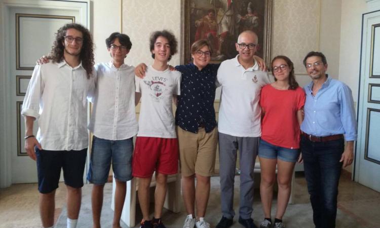Gli studenti del liceo "L. da Vinci" in visita a palazzo Sforza