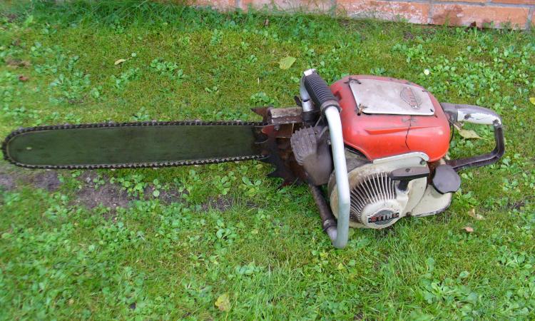 Ladri in una casa di campagna a Mogliano, rubata una motosega
