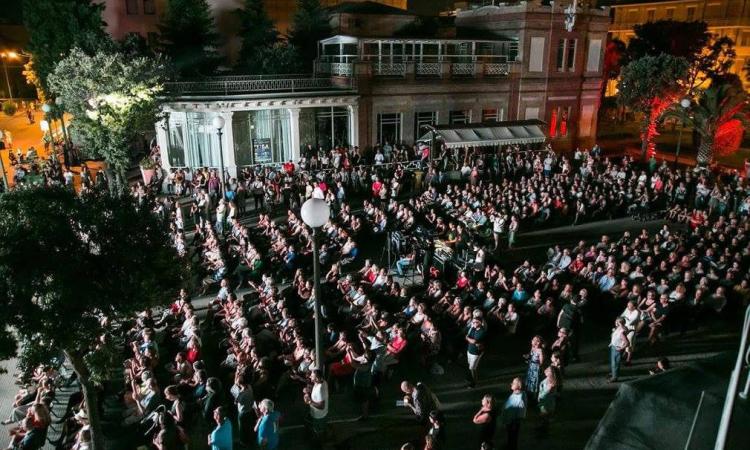 Civitanova, il Pd attacca: "Popsophia, spesi 18mila euro per 600 partecipanti"