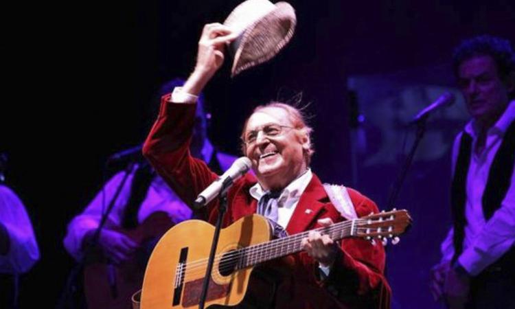 Renzo Arbore e l’Orchestra Italiana domenica allo Sferisterio di Macerata