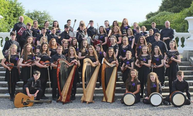 L'orchestra di musica celtica "In tune for life" in concerto a Potenza Picena e Visso
