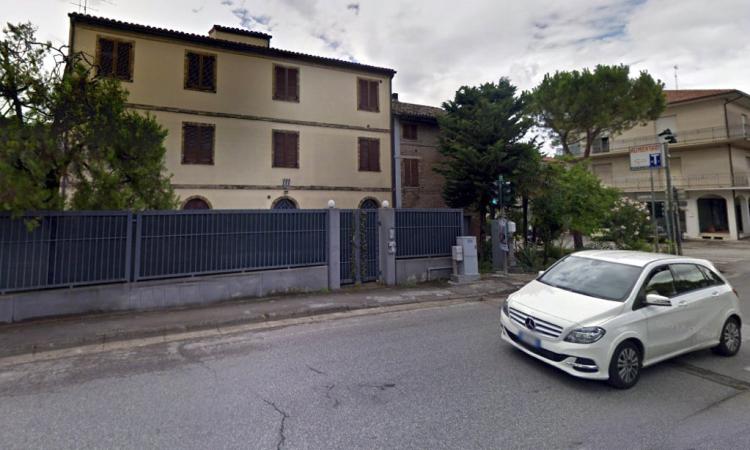 A breve 23 migranti accolti a Montecosaro: il sindaco Malaisi risponde