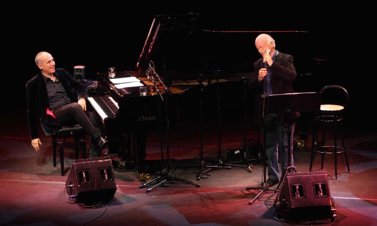 Gino Paoli e Danilo Rea in un concerto di solidarietà per Camerino