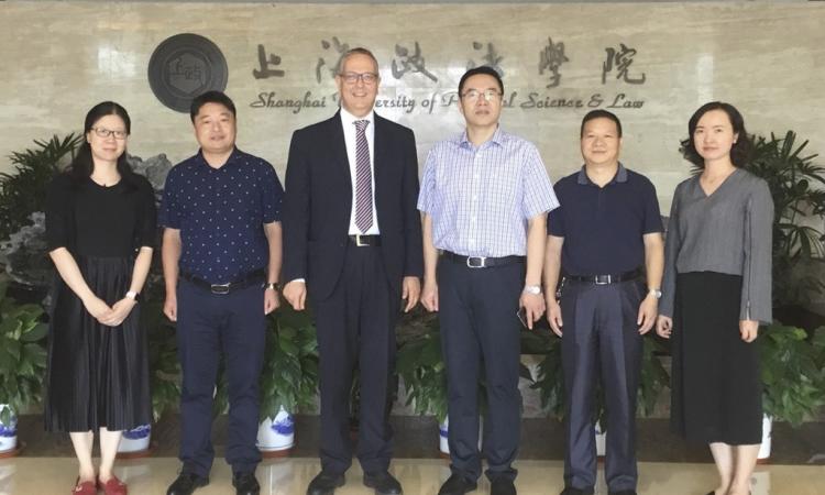 Il professor Calzolaio a Shanghai per nuovi accordi in campo giuridico