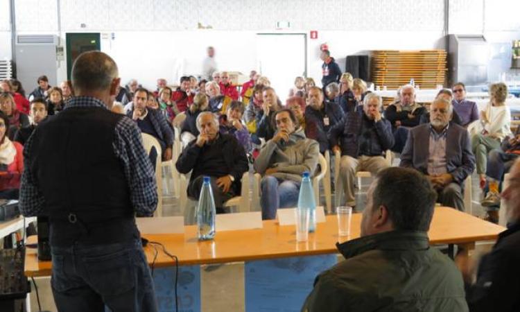 Valfornace, successo del convegno sul Castagno: una specie "multifunzionale"
