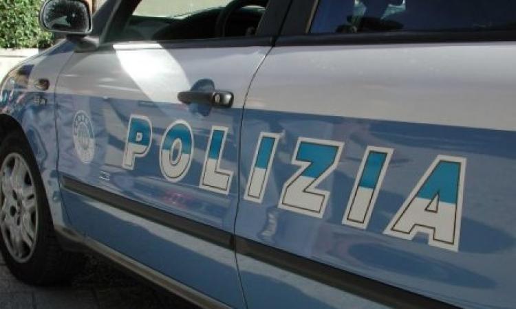 In Questura per l'identificazione, cittadino nigeriano dà in escandescenza: denunciato