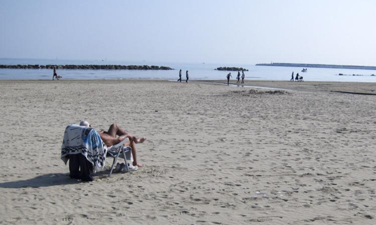 Civitanova, si torna in spiaggia per questa bella "ottobrata"