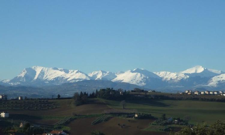 Sibillini Live, la rassegna di Arci Marche porta gli spettacoli a Ripe San Ginesio, Roccafluvione, Pieve Torina e Fiastra