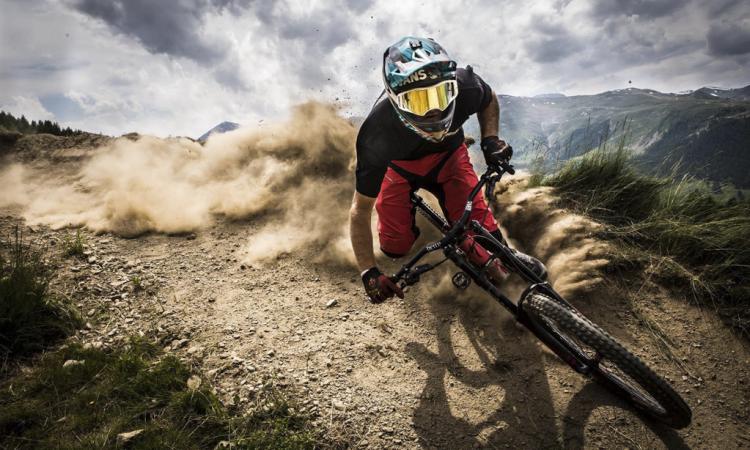 Treia, il downhill scalda i motori per la nuova stagione