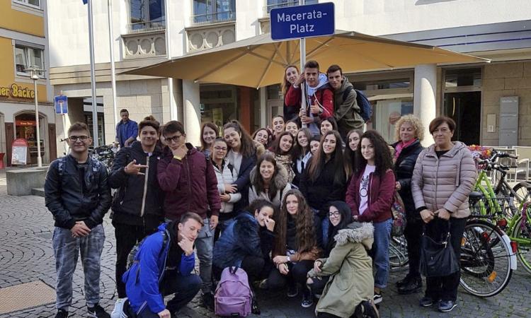 Macerata-Weiden, partiti gli studenti del Linguistico Leopardi per il progetto di scambio culturale