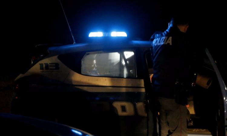 Dramma a Montecassiano: prima prova a investire la ex moglie, poi la massacra a martellate - FOTO E VIDEO