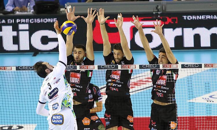 SuperLega, la Lube schianta Trento 3-0 nella prima uscita in casa