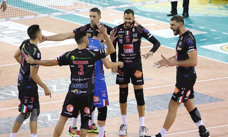 Che Lube a Modena: Pala Panini espugnato 3-1
