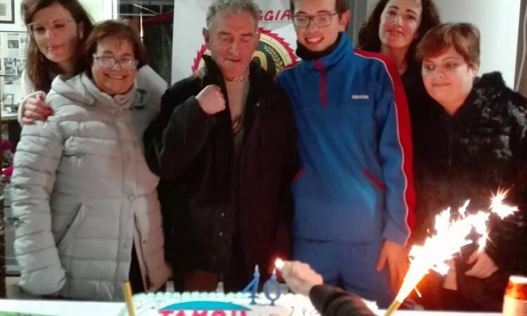 Caldarola, la famiglia Persicorossi festeggia i 40 anni di attività della stazione di servizio