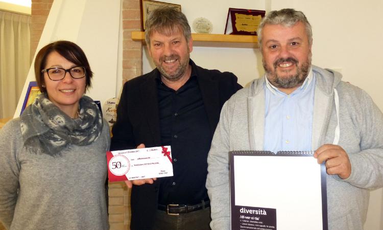 I cinquantenni di Tolentino festeggiano nel nome della solidarietà all'Anfass di Macerata