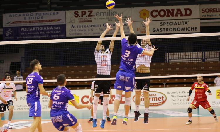 La GoldenPlast Potenza Picena lotta, ma Reggio Emilia s’impone 3 a 1