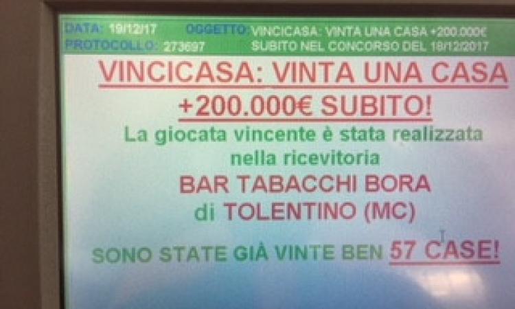 Tolentino baciata dalla fortuna: vinti una casa e 200mila euro al gioco "VinciCasa"