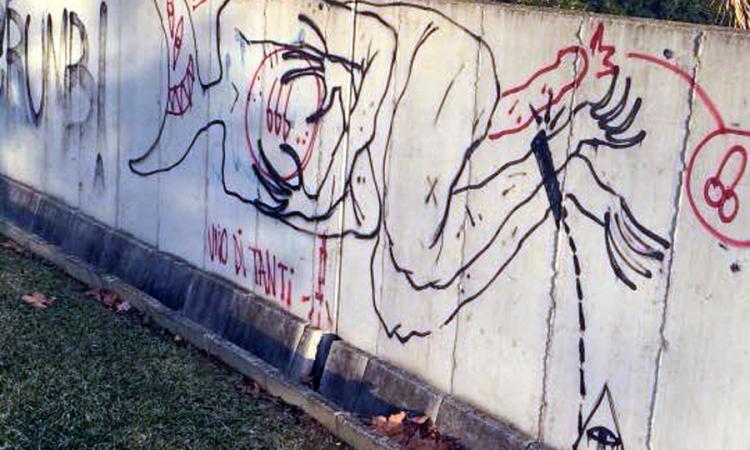 Civitanova, strani simboli nei parchi cittadini: burle o satanismo?