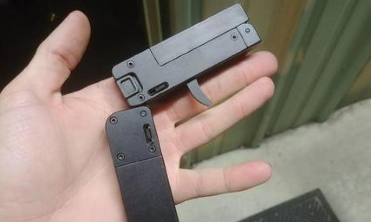 In commercio pistola grande quanto una carta di credito: l'allarme della polizia