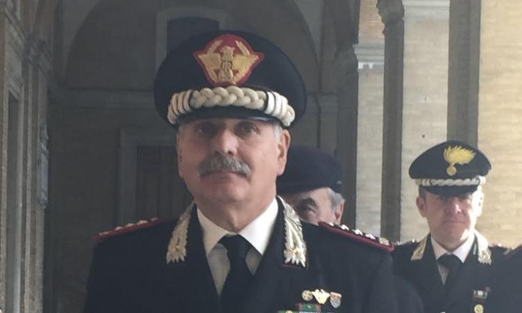 Recanati, il Generale di Corpo d’Arma Antonio Ricciardi in visita al comando di polizia locale