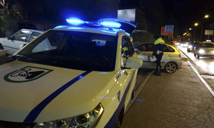 Polizia locale di Tolentino, controlli sul territorio: sequestrato un veicolo e applicate diverse sanzioni