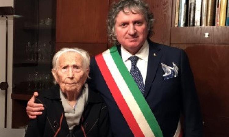 Tolentino festeggia i 103 anni di Elvira Cegna