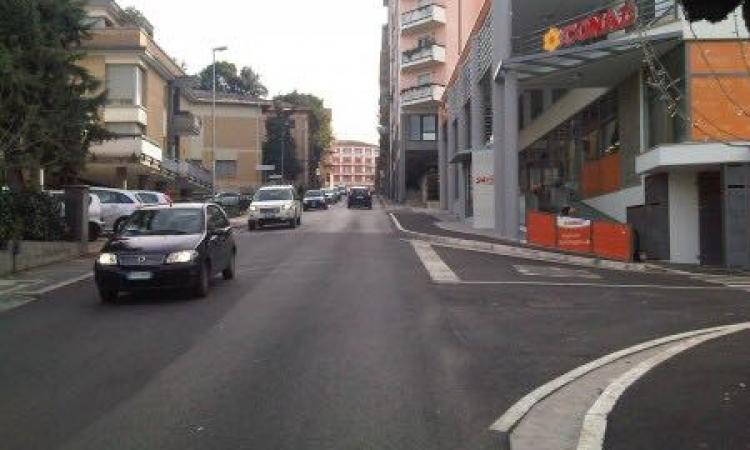 Macerata Tamponamento Tra Tre Auto Bloccata Via Dei Velini Picchio News Il Giornale Tra La