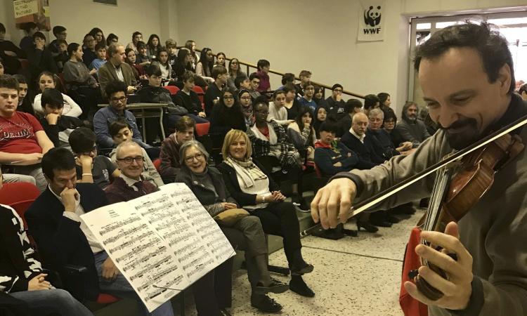 Macerata, gli studenti del Convitto e dell'agraria hanno incontrato Dejan Bogdanović