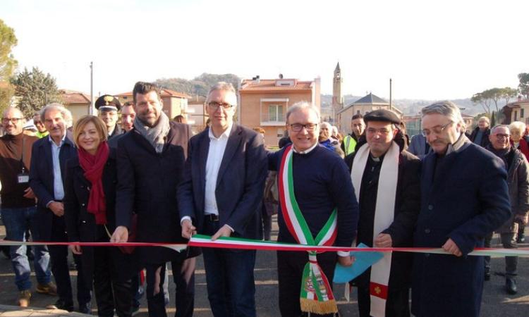 Anche Treia ha le sue Sae: inaugurata l'area con otto casette a Passo di Treia