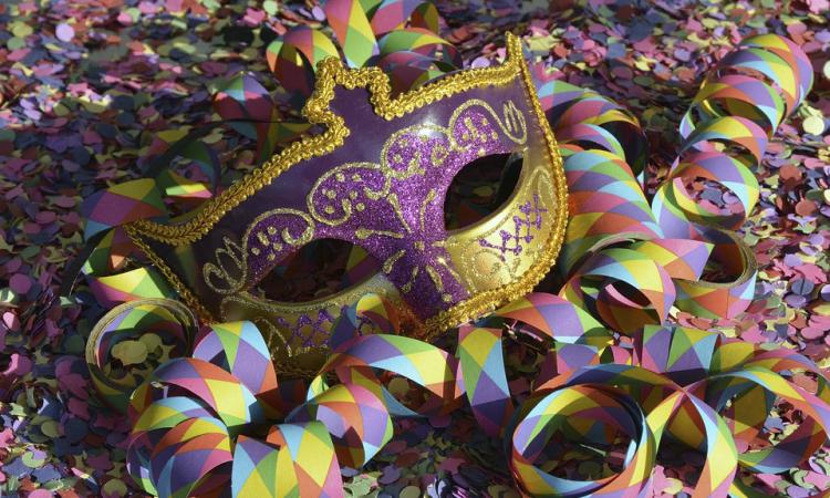 Al Politeama di Tolentino va in scena “Il Ponte del Diavolo in maschera”