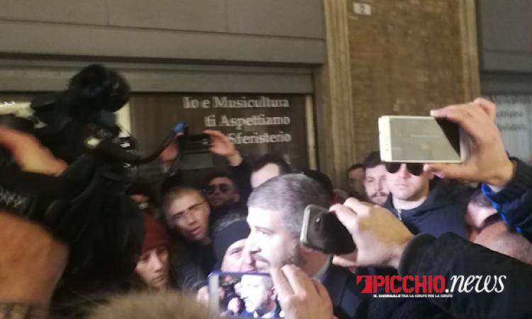 DI Stefano (Casa Pound) a Macerata: "Lo Stato non fa il suo dovere" - VIDEO