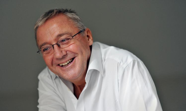 Il regista Graham Vick cerca 100 volontari per la sua produzione estiva del Flauto Magico allo Sferisterio