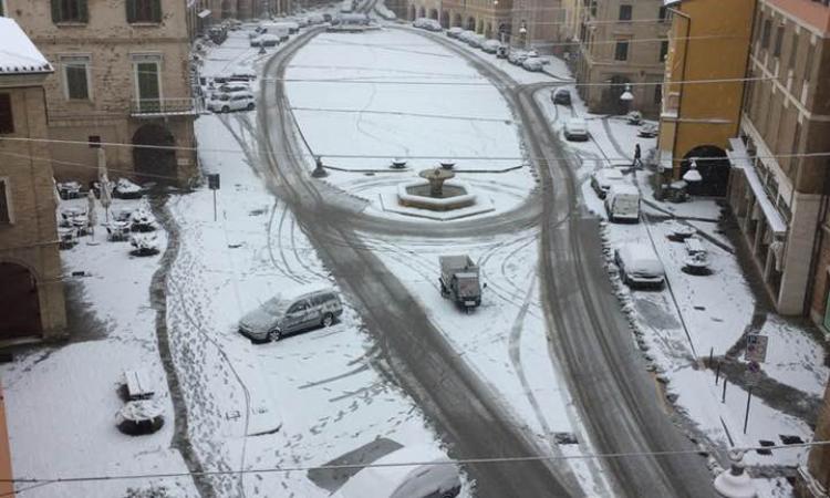 Emergenza maltempo, annullato il primo incontro su mediazione familiare a San Severino