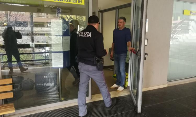 Macerata, rapina alle Poste, Cgil e Cisl: ufficio troppo "appetibile", servono interventi