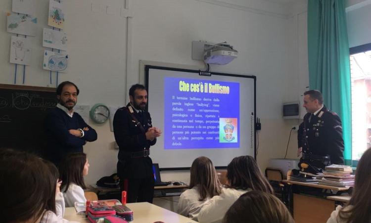 Educazione alla legalità, i carabinieri incontrano gli studenti di Appignano
