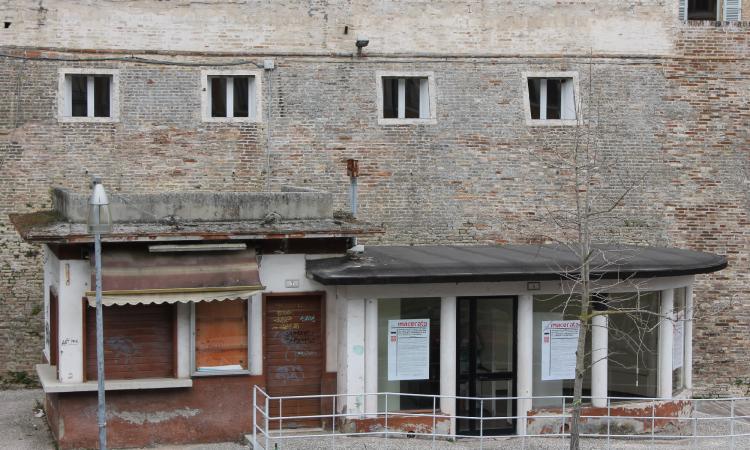 Macerata, asta pubblica per la concessione di un chiosco in viale Trieste