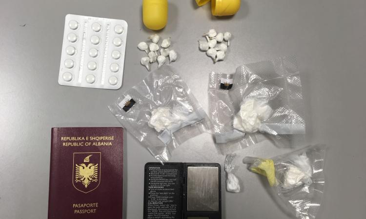 Operazione "Kinder", nell'ovetto c'è la cocaina al posto della sorpresa: arrestato 31enne