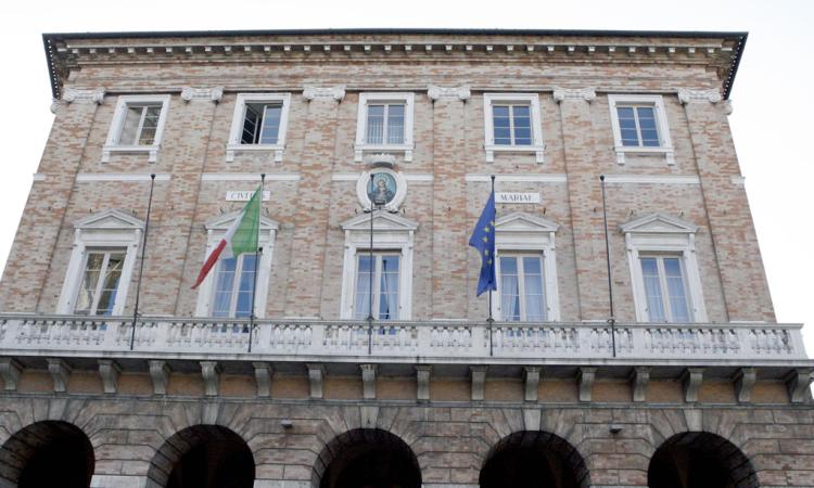 Macerata, il 9 e 11 aprile si riunisce il Consiglio comunale