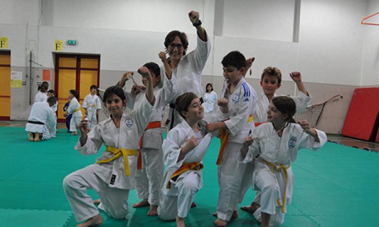 Judo Equipe Macerata in "trasferta" a Vallefoglia: 2 ore e 6 bronzi