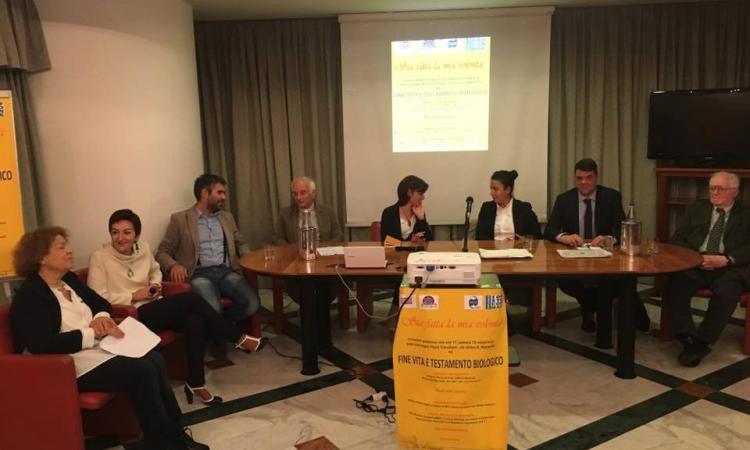 Testamento biologico: a Macerata c'è il registro grazie alla Coscioni Testamento biologico: a Macerata c'è il registro grazie alla Coscioni