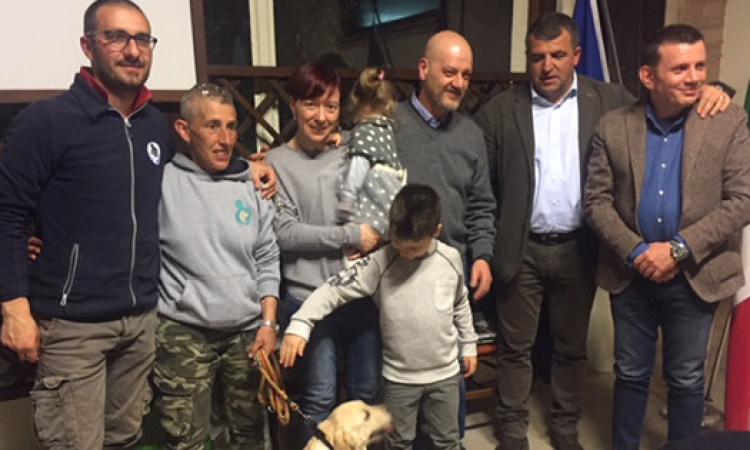 Il Rotary di Tolentino dona un labrador per la pet therapy Il Rotary di Tolentino dona un labrador per la pet therapy