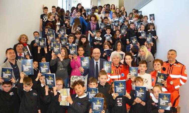 "Ci vorrebbe tanta colla": presentato a Pieve Torina il libro che spiega il sisma ai bambini