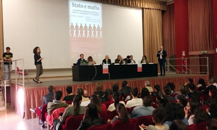 Assemblea liceo classico, ospite anche il questore Pignataro