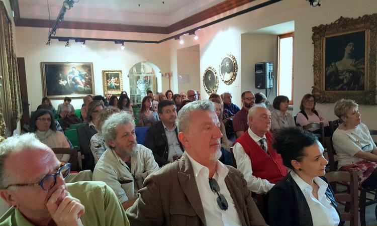 Rosaria Lo Russo incanta Porto Recanati con Anne Sexton