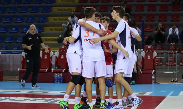 Volley Potentino, Juniores beffata al tie break da Perugia