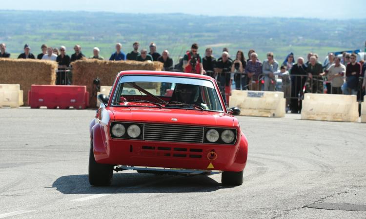 L'ex sindaco "volante" Marconi secondo a Montefiascone nel Campionato italiano velocità in salita L'ex sindaco "volante" Marconi secondo a Montefiascone nel Campionato italiano velocità in salita