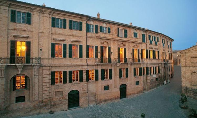 Allo IAT di Recanati Video proiezione dell'opera di Girolamo Cialdieri "La Santa Traslazione della Santa Casa di Loreto"