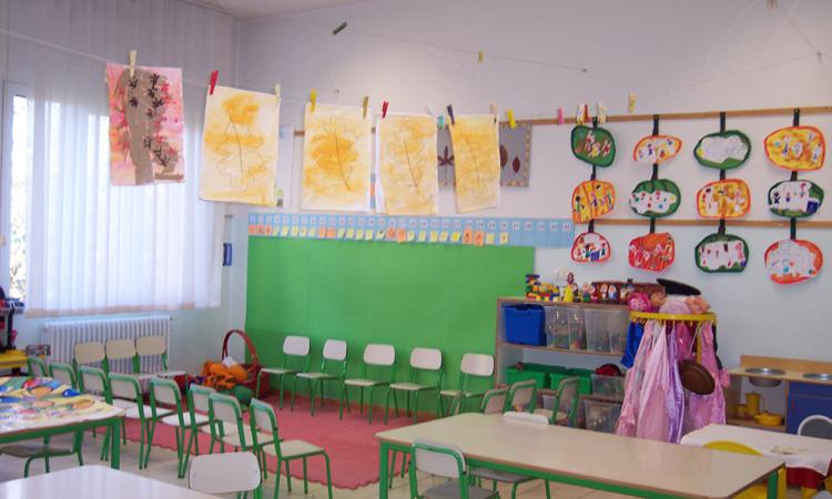 Tolentino, in Piazza della Liberta c'è la Festa della Scuola