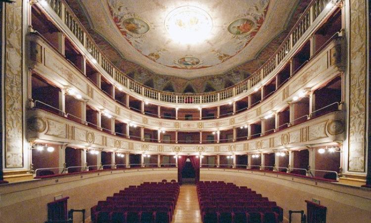 Matelica, al Teatro Piermarini va in scena "Le radici del male" Matelica, al Teatro Piermarini va in scena "Le radici del male"
