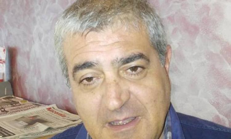 Non torna dal bagno, i colleghi lo trovano morto Non torna dal bagno, i colleghi lo trovano morto
